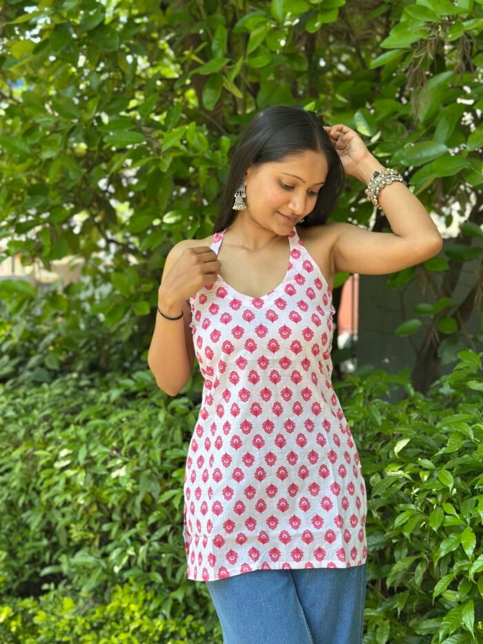 Gulabi blossom halter neck kurti